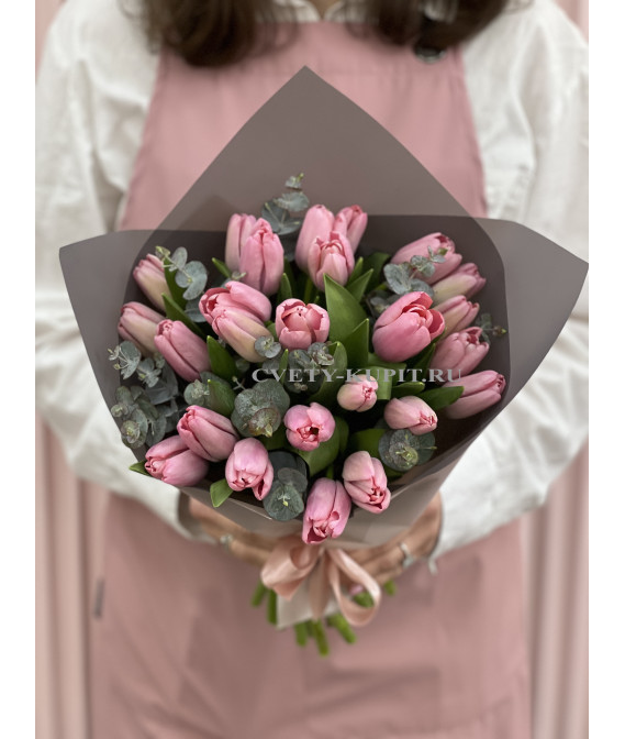 25 розовых Тюльпанов